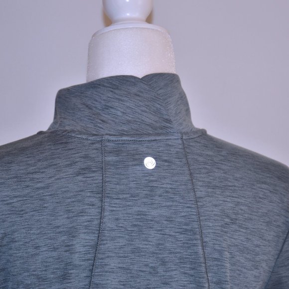 Apana 3/4 Zip Pullover Top - Picture 10 of 14
